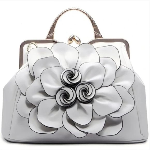 NWT WHITE Cre8tive Concepts Boutique Flower Handbag - Picture 2 of 5